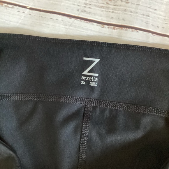 879.Zella Capri Leggings Black & Turquoise Sheer 2X NWT - Picture 4 of 4